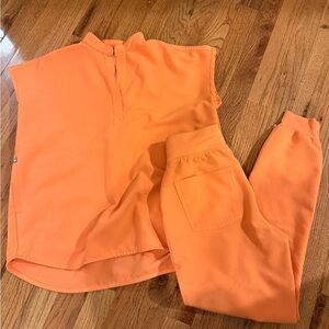 Figs Orange Scrub Set